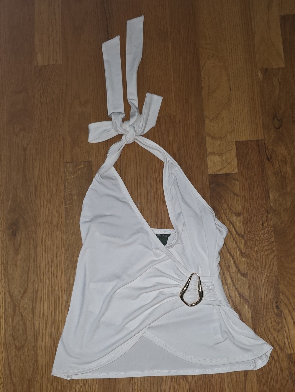 wild fable White Halter Top, Ruchwd With Gold Accessory